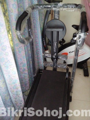 Manual treadmill
